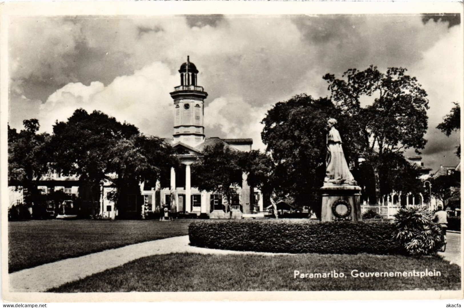 PC SURINAME PARAMARIBO - GOUVERNEMENTSPLEIN (a2853) - Surinam