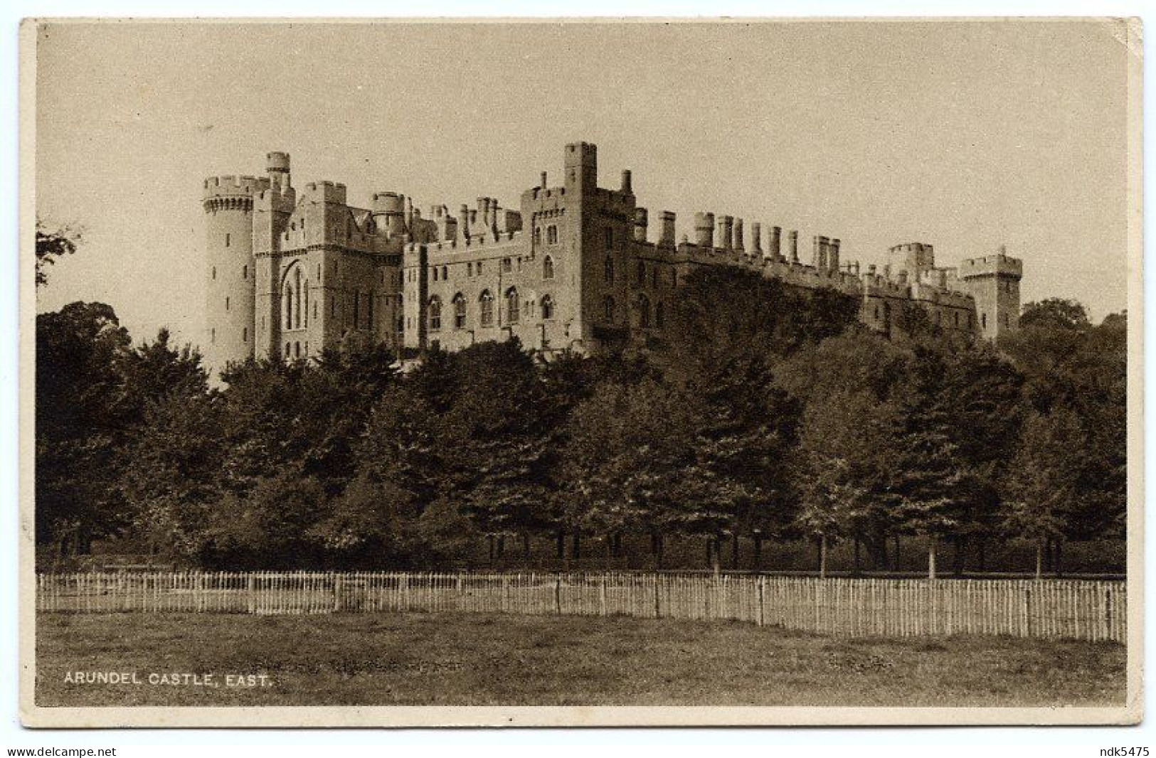 ARUNDEL CASTLE, EAST - Arundel