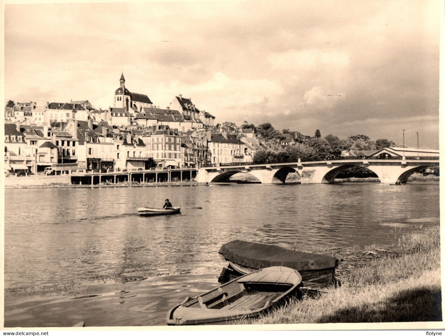 Joigny - Photo Ancienne - Une Vue De La Ville - Le Pont - Joigny