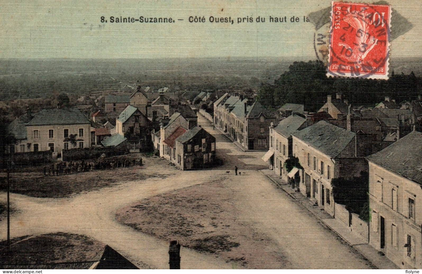 Sainte Suzanne - La Place , Côté Ouest , Prise Du Haut De La Tour - Sainte Suzanne