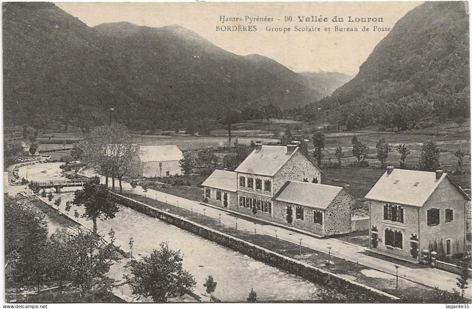 65 / Bordères - Vallée Du Louron - Groupe Scolaire Et Bureau De Poste - Borderes Louron