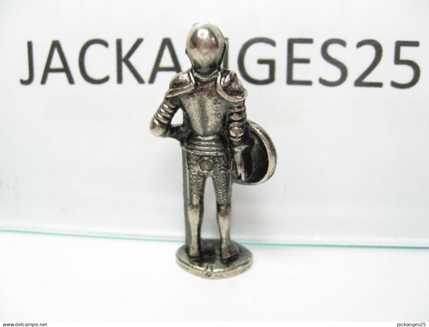 KINDER METAL FER  CHEVALIER N° 3 1979 40mm SANS OHNE WITHOUT BPZ - Figurines En Métal