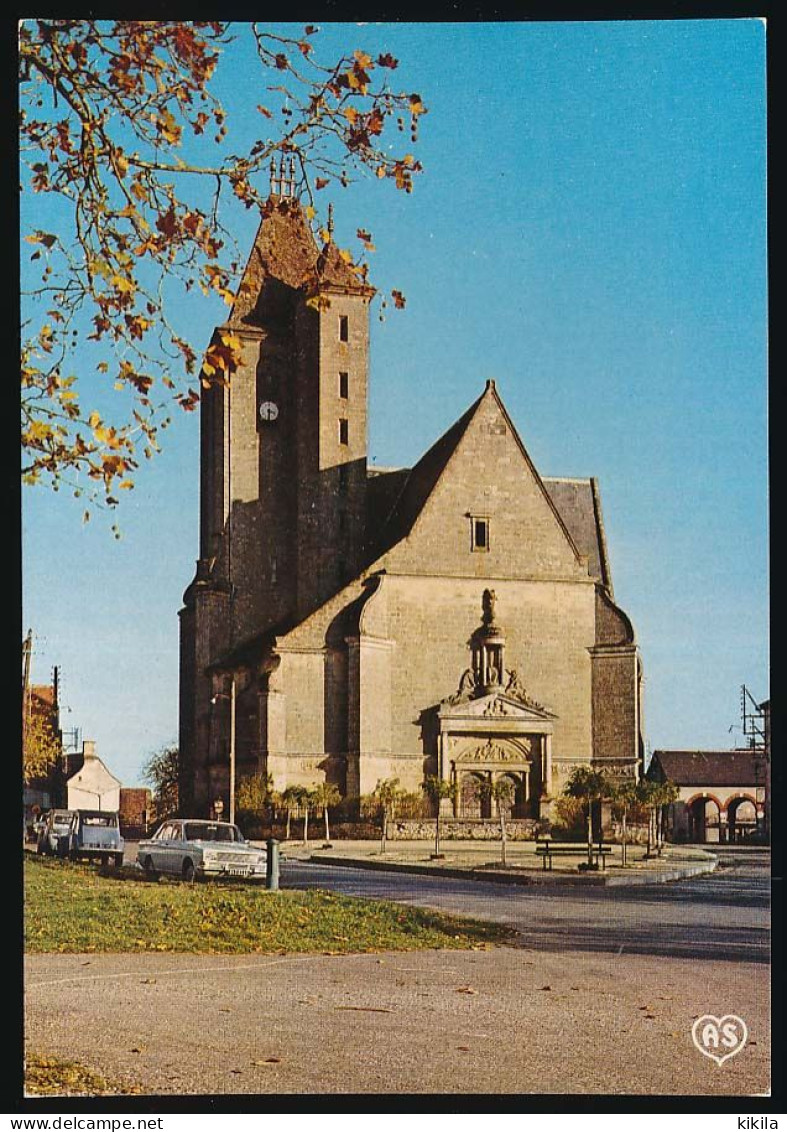 CPSM  CPM 10.5 X 15 Lot ASSIER L'Eglise Construite Sous François 1er  Frise Montrant L'histoire De L'artillerie - Assier