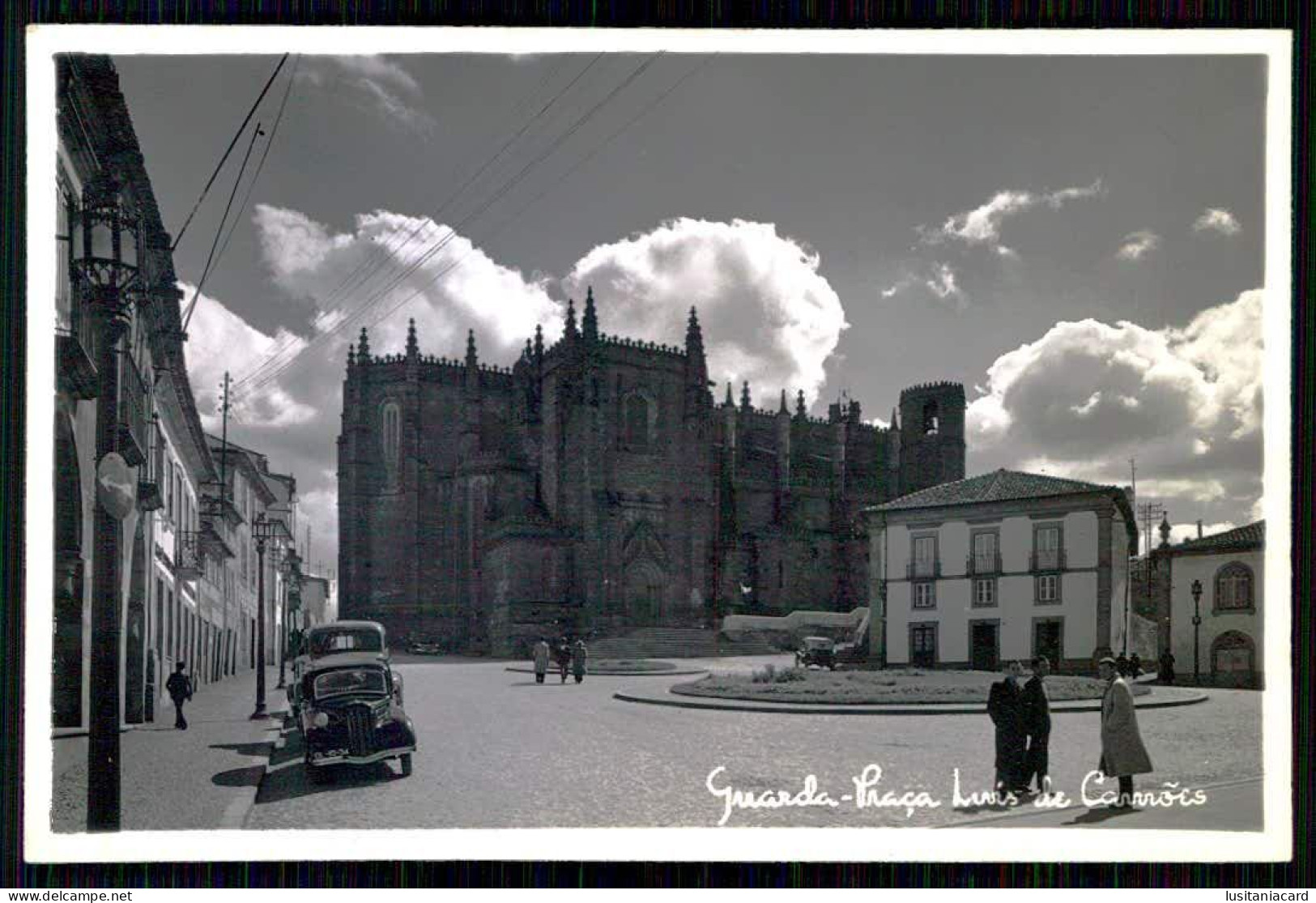 GUARDA - Praça Luis De Camões ( Ed. Foto Herminios)  Carte Postale - Guarda