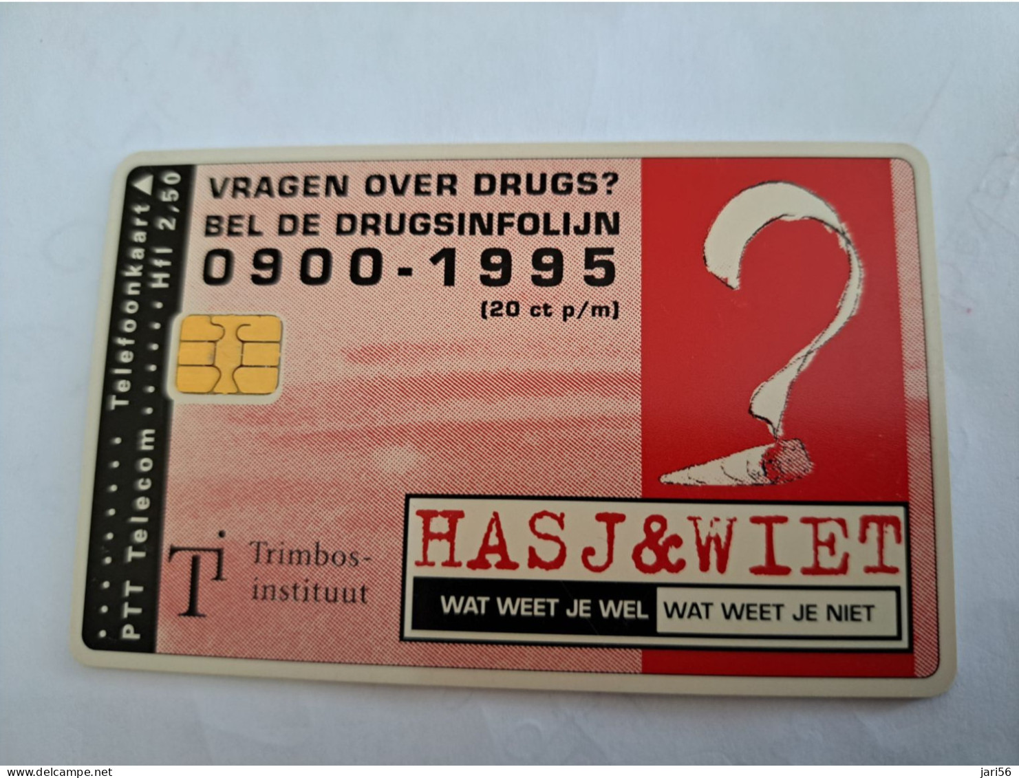 NETHERLANDS / CHIP ADVERTISING CARD/ HFL 2,50/ HASH & WIET / DRUGS/ CARTOON /  CRD 513       /MINT/   ** 14138** - Privées