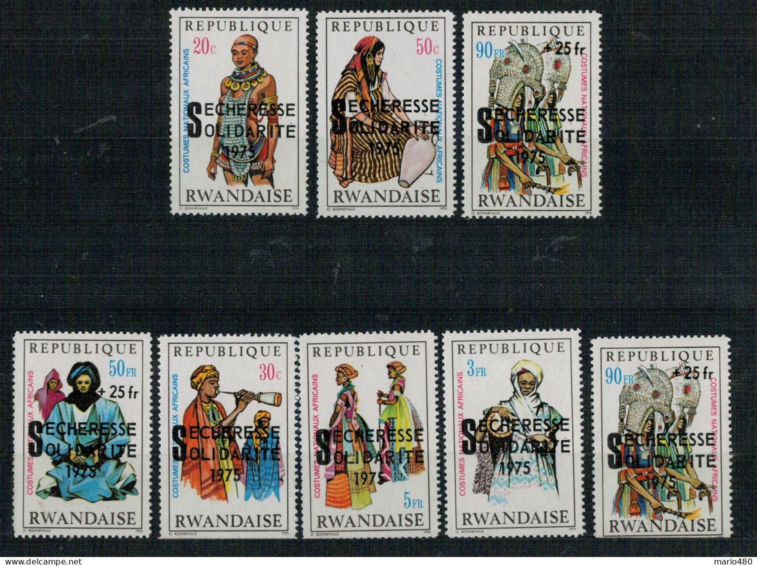 COSTUMI  AFRICANI   SECHERESSE  SOLIDARITE'  1975 8  STAMPS  MNH **  - Ruanda