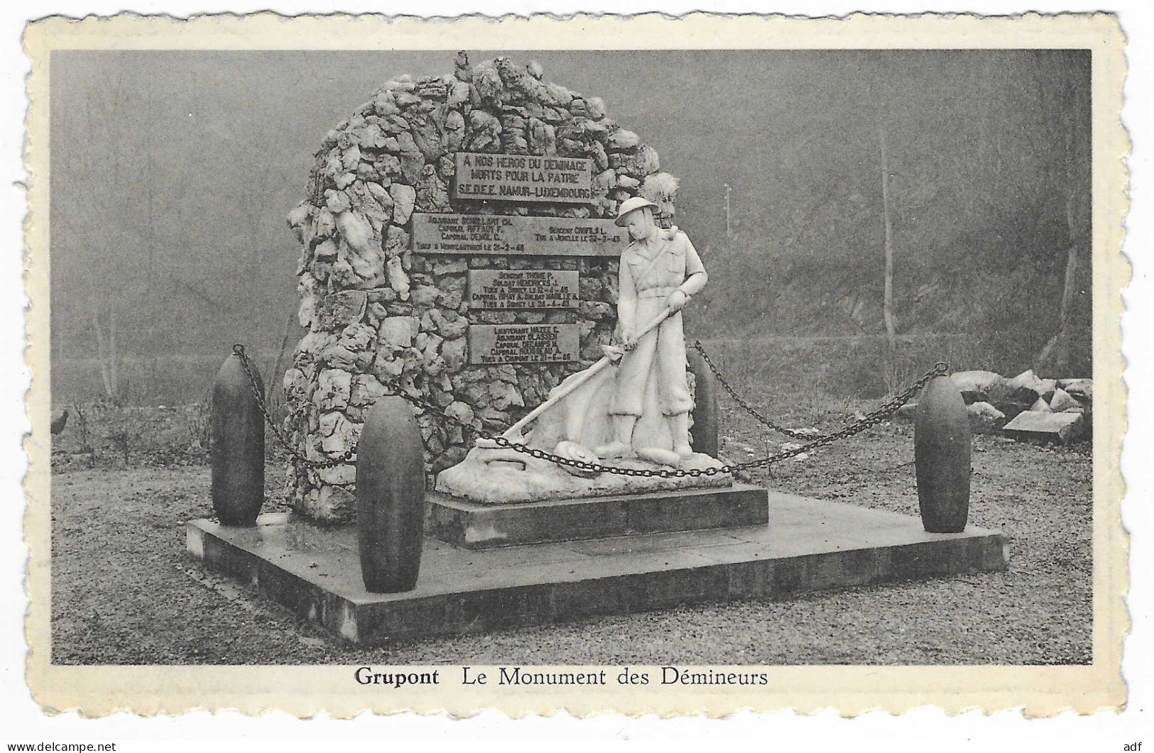 CPSM GRUPONT, LE MONUMENT DES DEMINEURS, TELLIN, Format 9 Cm Sur 14 Cm Environ, BELGIQUE - Tellin