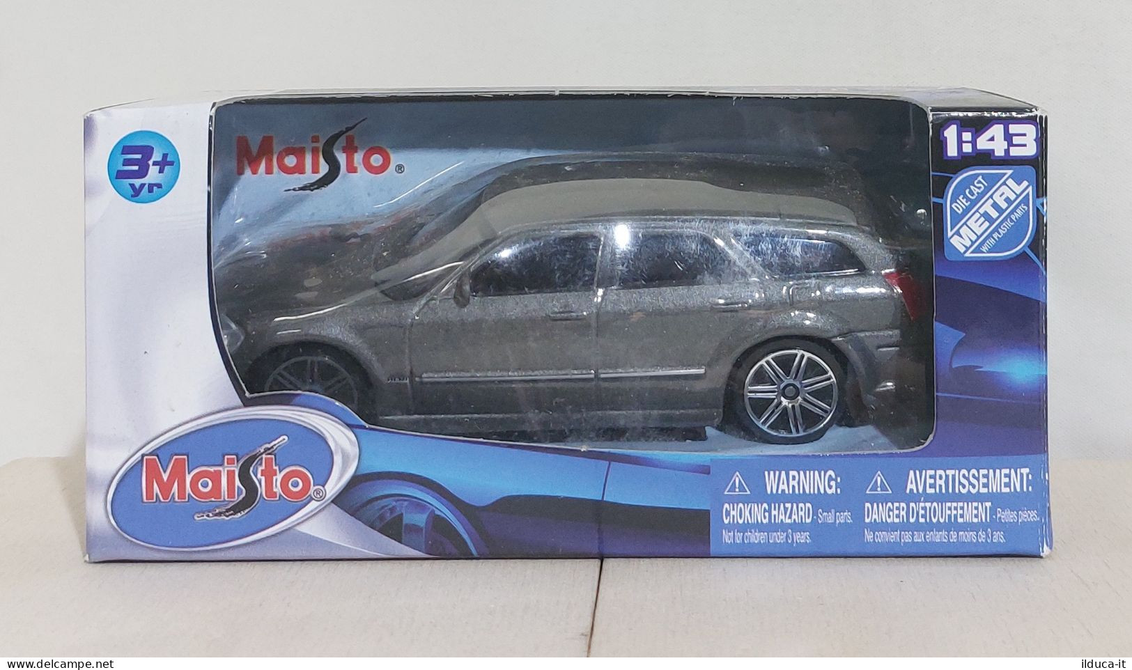 I115928 MAISTO 1/43 - 2006 Dodge Magnum R/T - Maisto