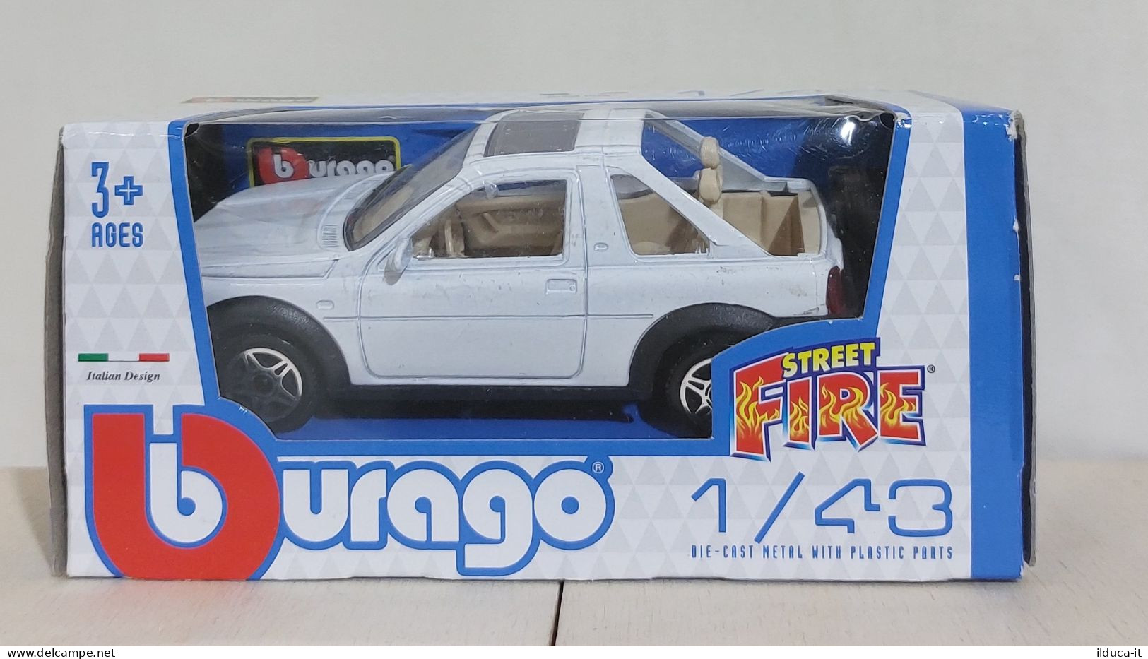 I116068 BURAGO 1/43 Serie Street Fire - Land Rover Freelander - Burago