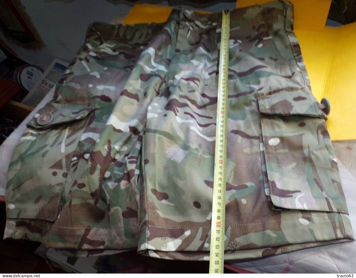 SHORT CAMOUFLE DE COMBAT DE L'O.T.A.N  , 2 POCHES SUR LES CUISSES ET 1 POCHE ARRIERE , POSSIBILITE DE REDUIRE UN PEU LA - Equipement