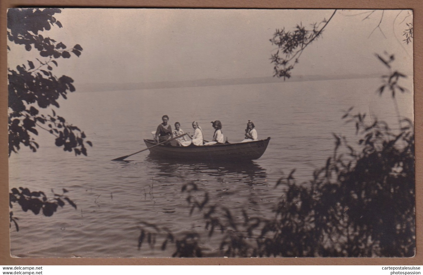 Uttwil Am Bodensee - Thurgau - Mädchen Auf Einem Boot - Gesendet Am 11.01.1921 An Fräulein Emmy Held In Stuttgart - Uttwil