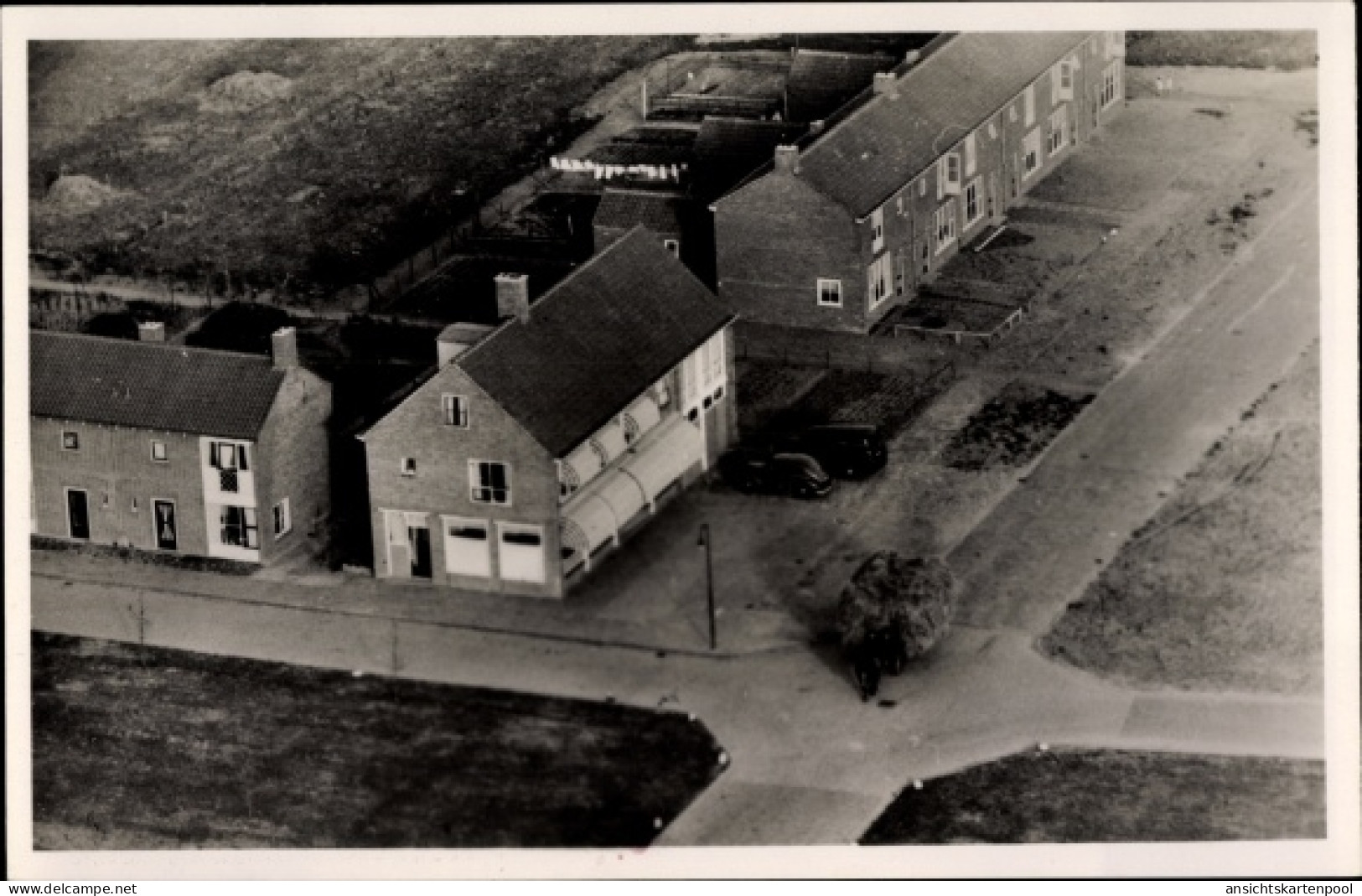 CPA Noordoostpolder Flevoland, Winkelstraat Ens, Fliegeraufnahme - Autres & Non Classés