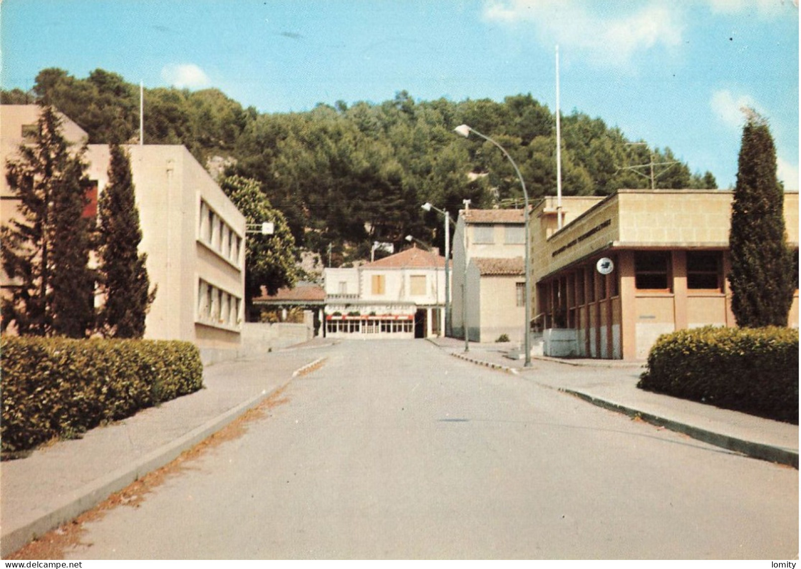 13 Meyrargues Hotel De Ville Hotel Des Postes Et Restaurant De La Cascade , Poste Bureau Postes PTT CPM - Meyrargues