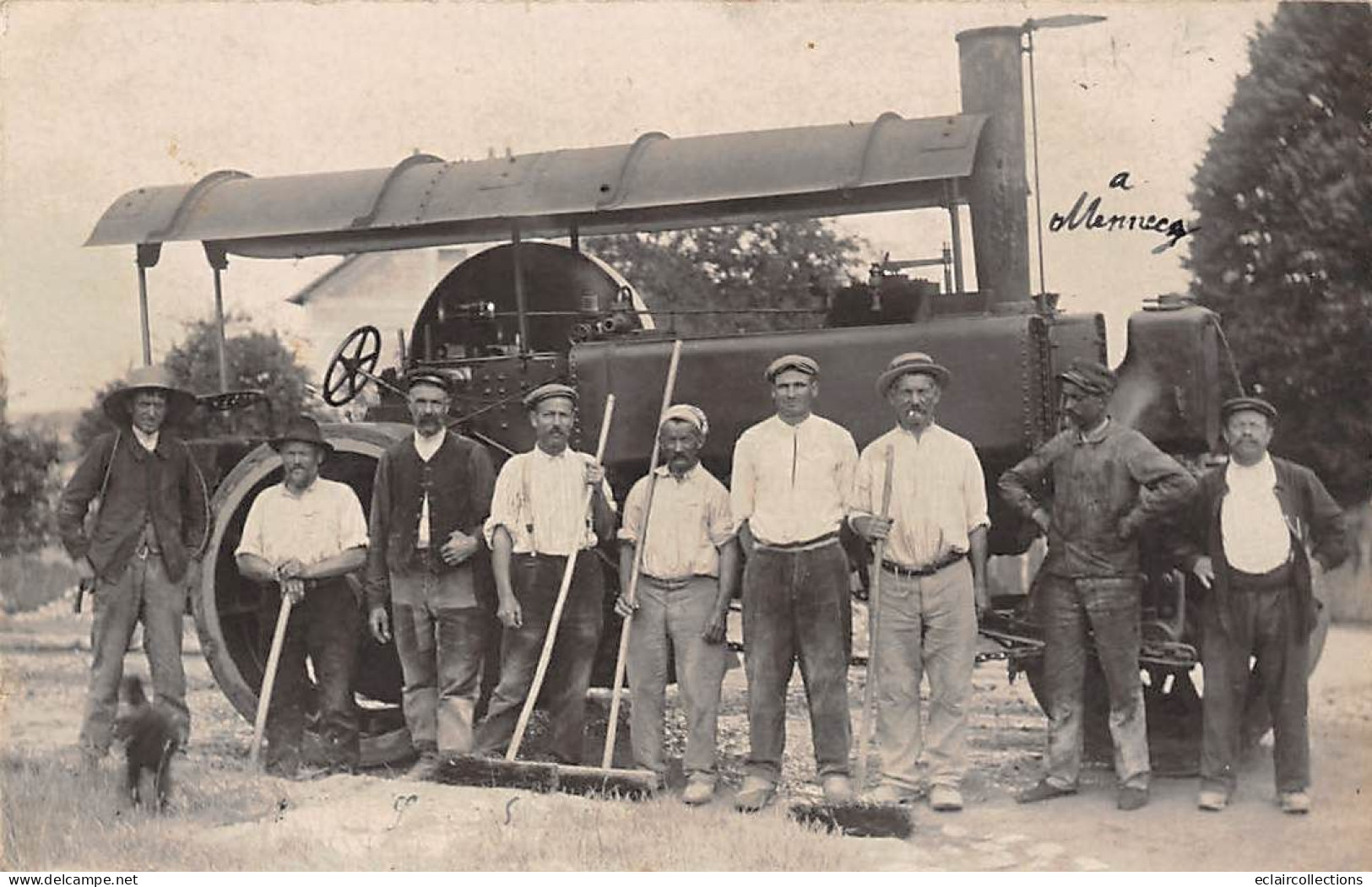 Mennecy         91         Carte Photo D'un  Groupe De Cantonnier Devant Un Rouleau Compressseur   - Rare -  (voir Scan) - Mennecy