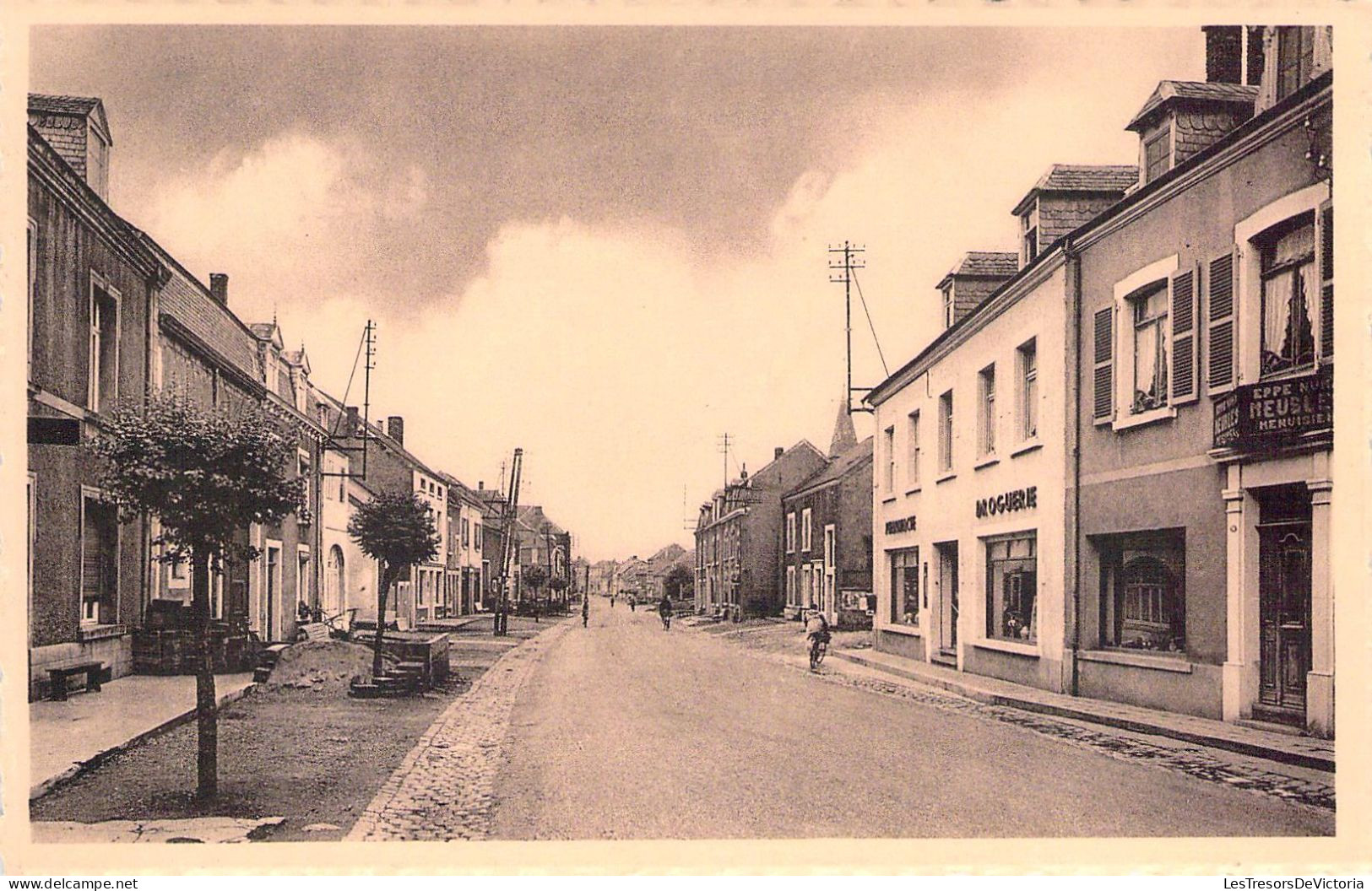 BELGIQUE - MUSSON - Grande Rue Vers Baranzy  -  Carte Postale Ancienne - Musson