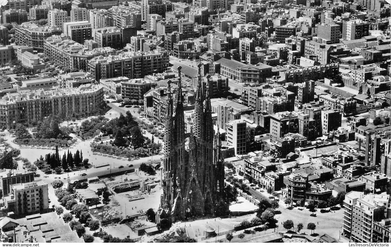 ESPAGNE - Barcelona - Templo De La Sagrada Familia - Vista Aéroa - Carte Postale Ancienne - Barcelona