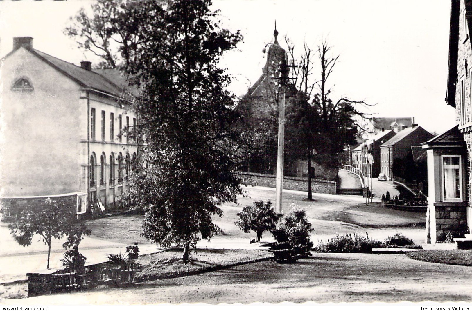 BELGIQUE - NASSOGNE - La Place Communale - Carte Postale Ancienne - Nassogne