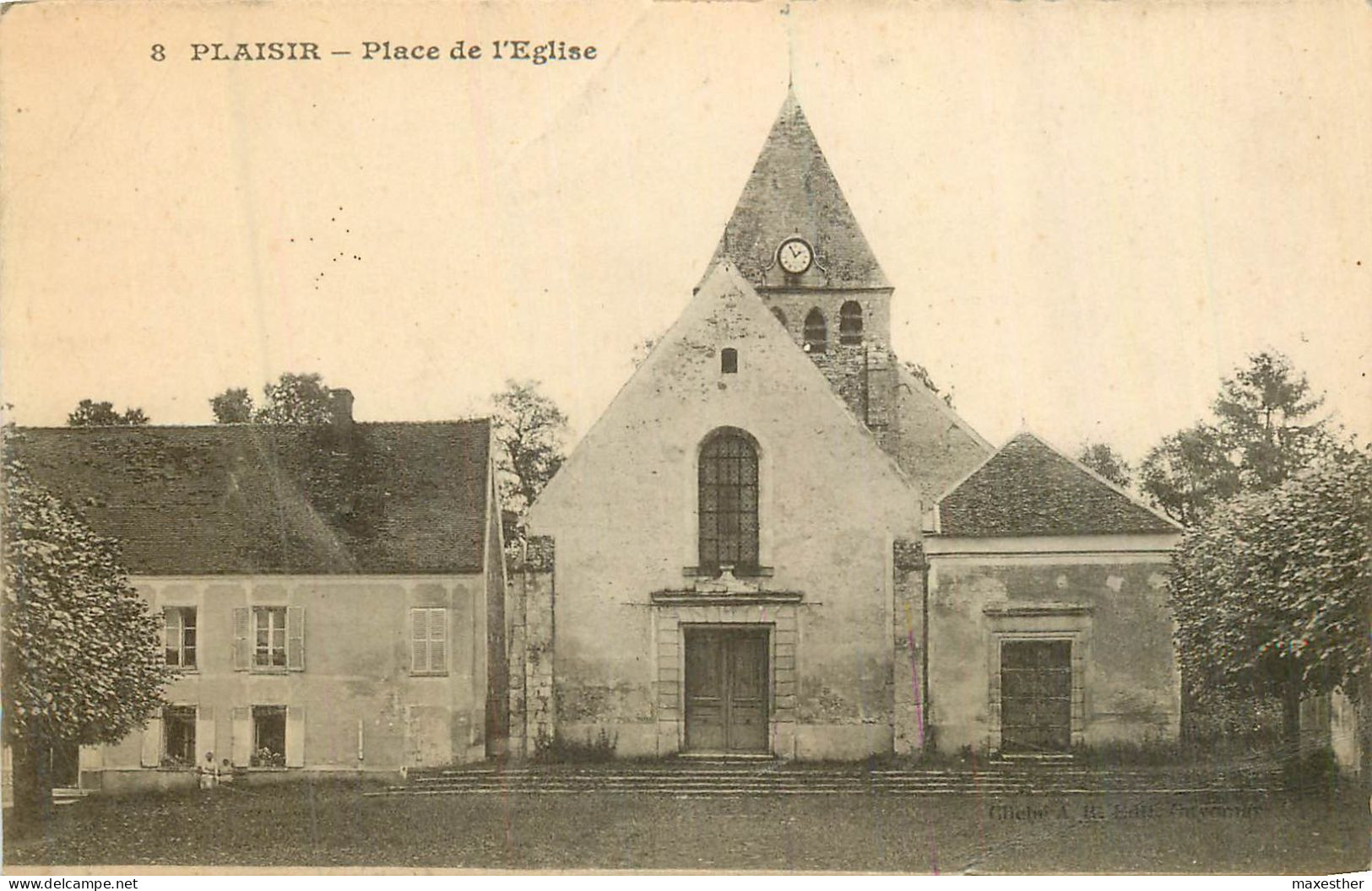 PLAISIR Place De L'Église - Plaisir