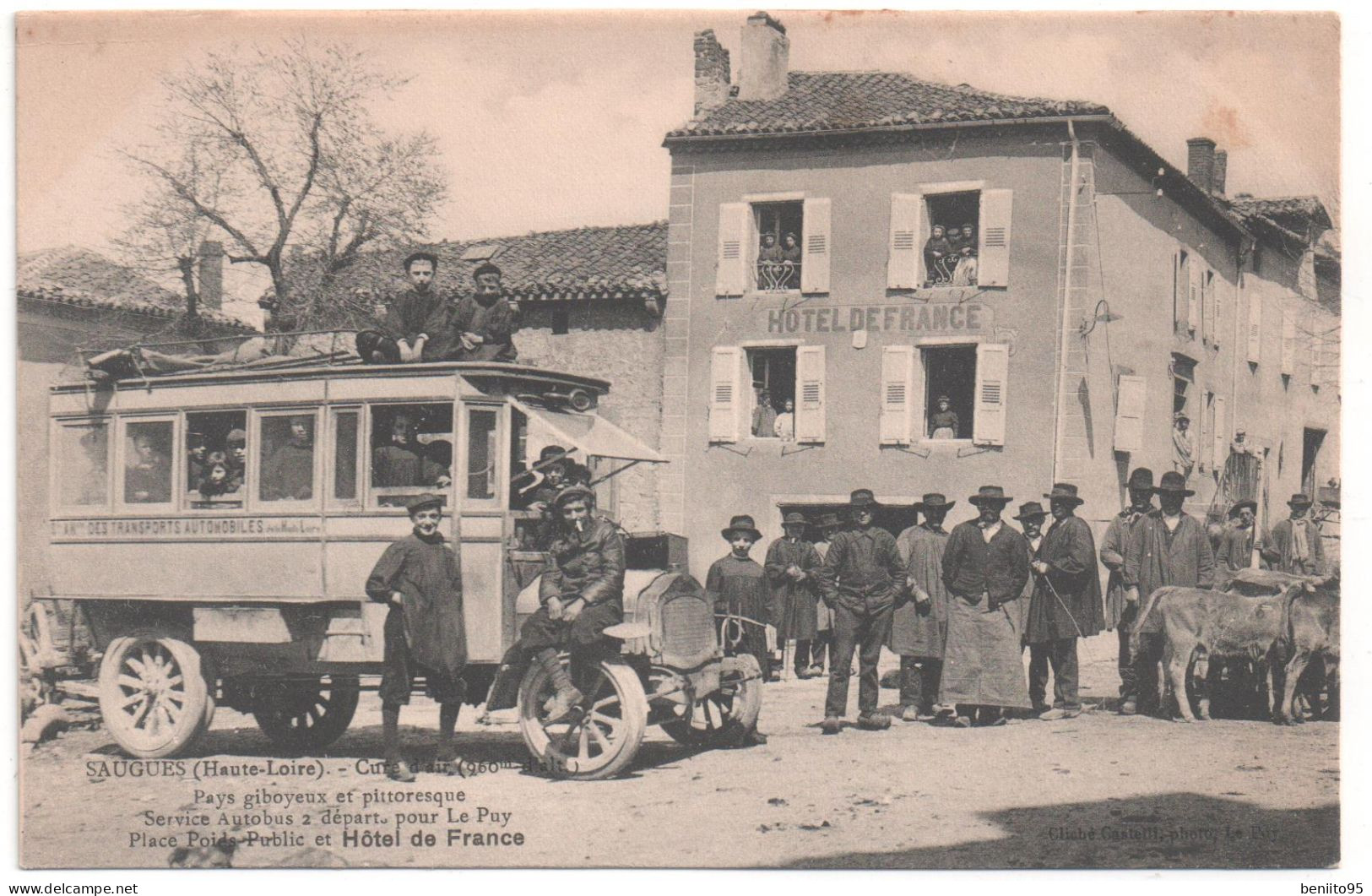 CPA De SAUGUES - Service Autobus Pour Le Puy. - Saugues