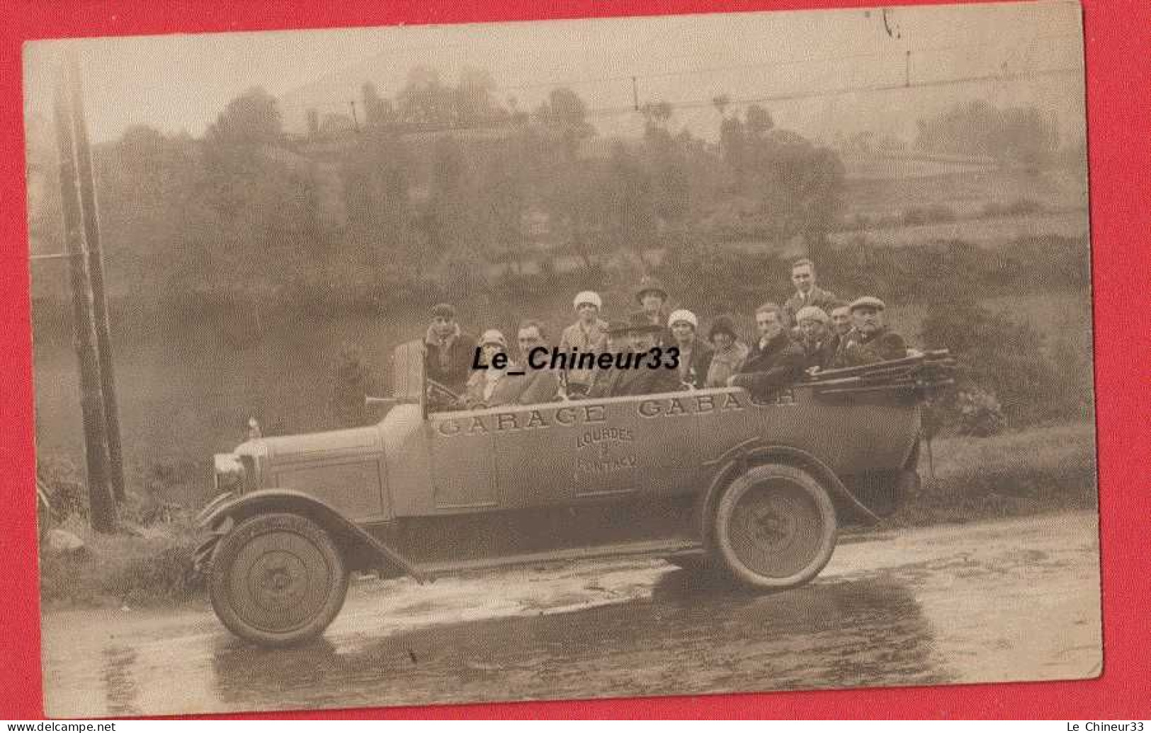 65 - LOURDES---Automobile De Tourisme - Garage Gabach--Lourdes Et PONTACQ---beau Plan--CARTE PHOTO - Bus & Autocars