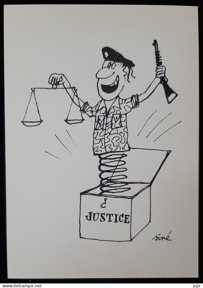 Dessin De Siné Extrait "mon Procrès "G Arnaud  - JUSTICE - Militaire Avec Une Balance Dans Main Et Fusil Dans L'autre - Sine