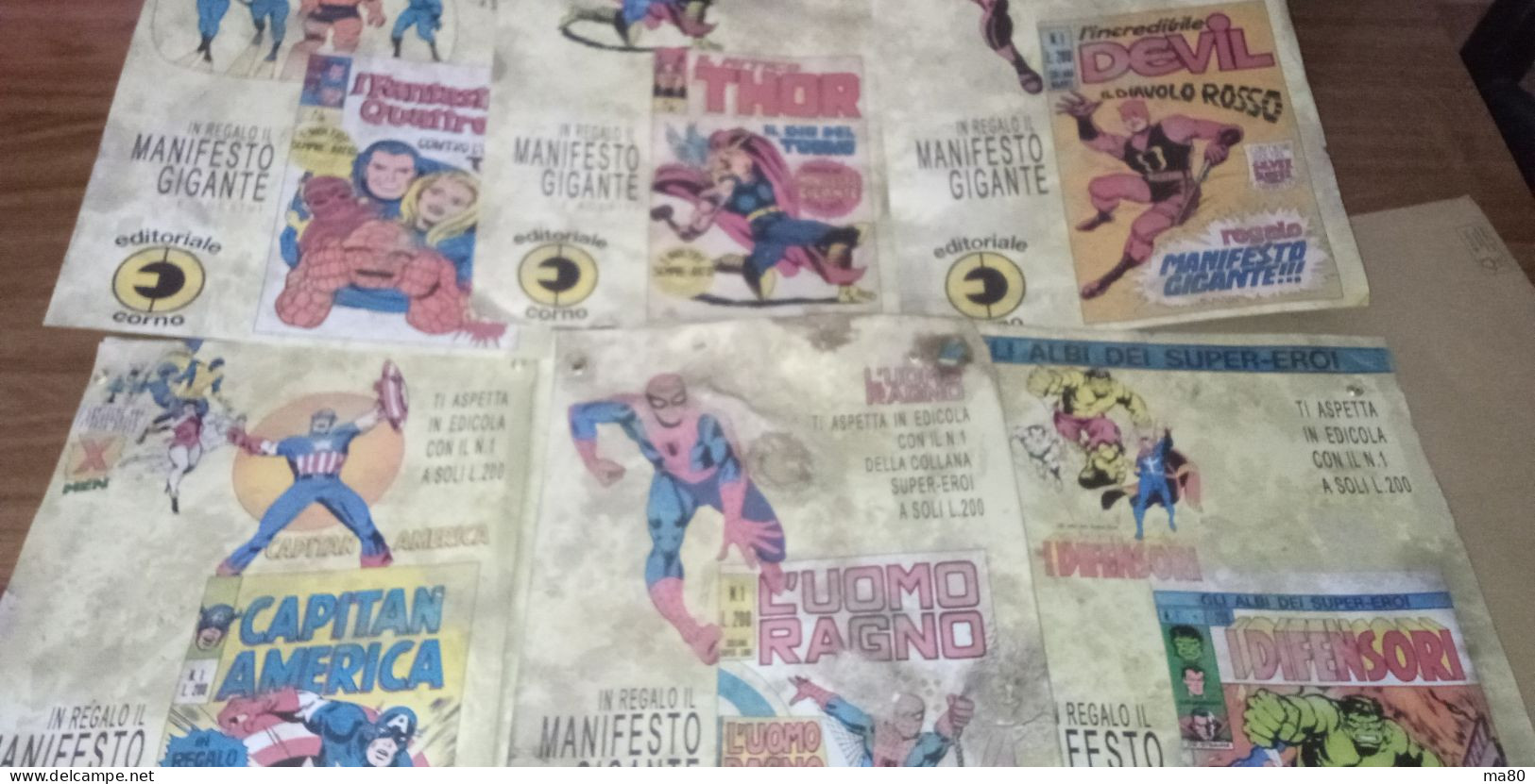 1 POSTER A SCELTA: Uomo Ragno Capitan America Thor Hulk Difensori X Men Fantastici 4 Devil Gadget Recenti Stile Anni 70 - Spider-Man