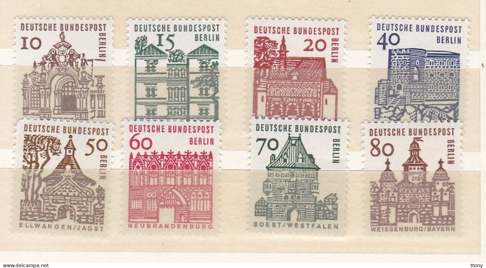 Une Série  8 Timbres   Deutsche Bundespost   Berlin ** Monuments - Ungebraucht