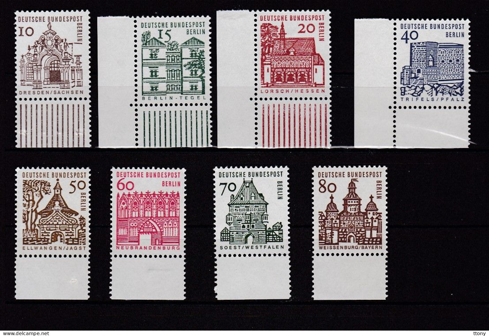 Une Série 16    Timbres   Bords De Feuille   Timbres   Deutsche Bundespost  &  Berlin    ** Monuments - Ungebraucht