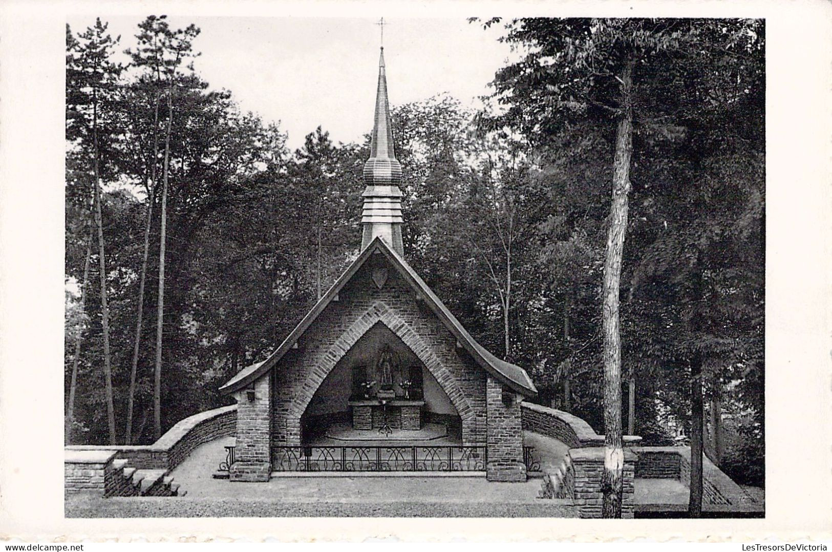 BELGIQUE - MARCHE EN FAMENNE - Chapelle Votive En Reconnaissance - Carte Postale Ancienne - Marche-en-Famenne