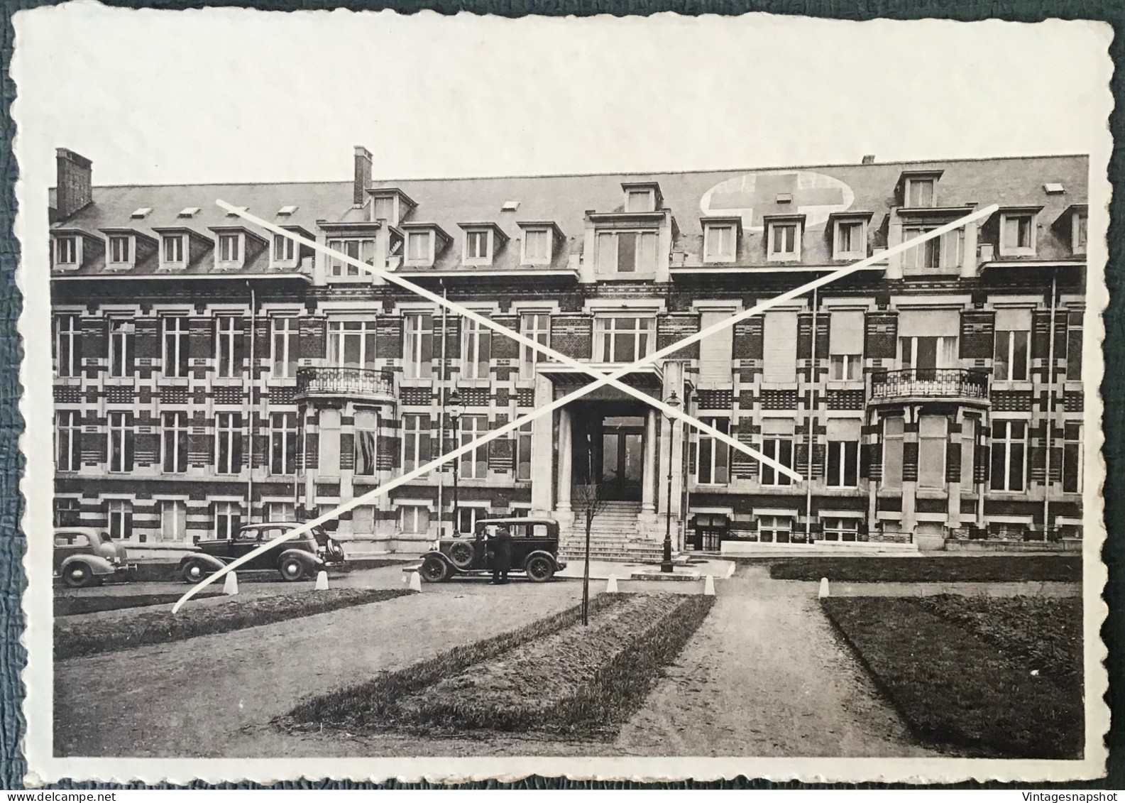 BOUSSU Hôpital De La Caisse Commune D'Assurance Des Charbonnages Du Couchant De Mons. Entrée Principale. CP PK 1940-1950 - Lens