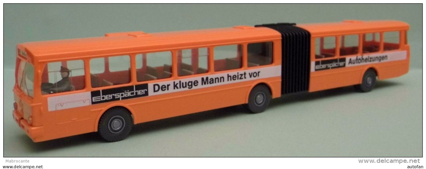 Autobus MERCEDES - Echelle 1:87