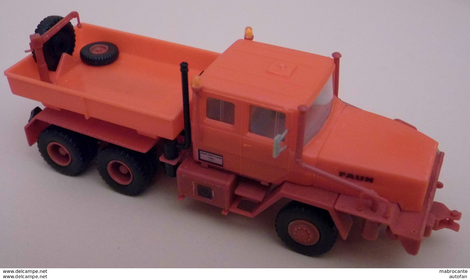 Camion FAUN - Schaal 1:87