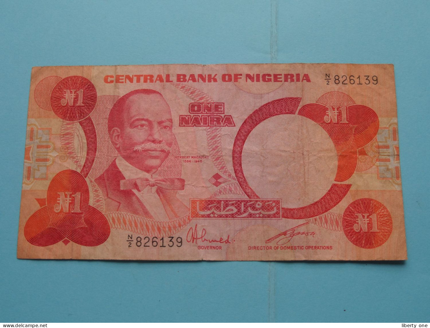 One NAIRA ( N/2 826139 ) NIGERIA ( For Grade See SCAN ) Circulated ! - Tansania