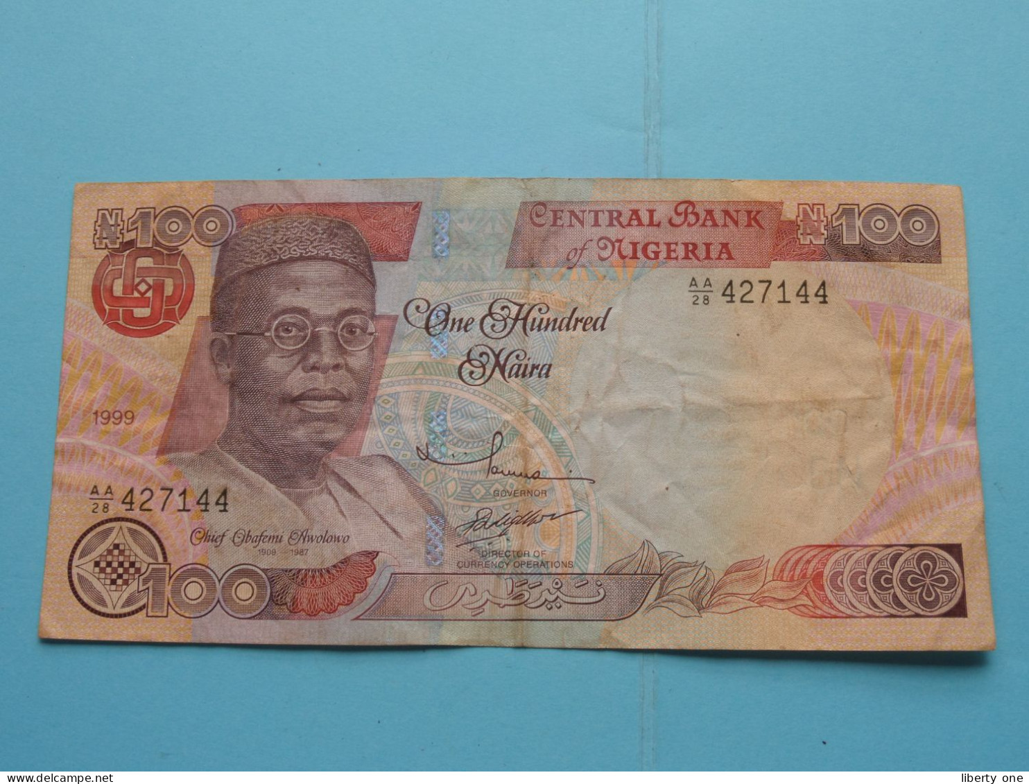 One Hundred NAIRA ( AA/28 427144 ) NIGERIA - 1999 ( For Grade See SCAN ) Circulated ! - Tansania