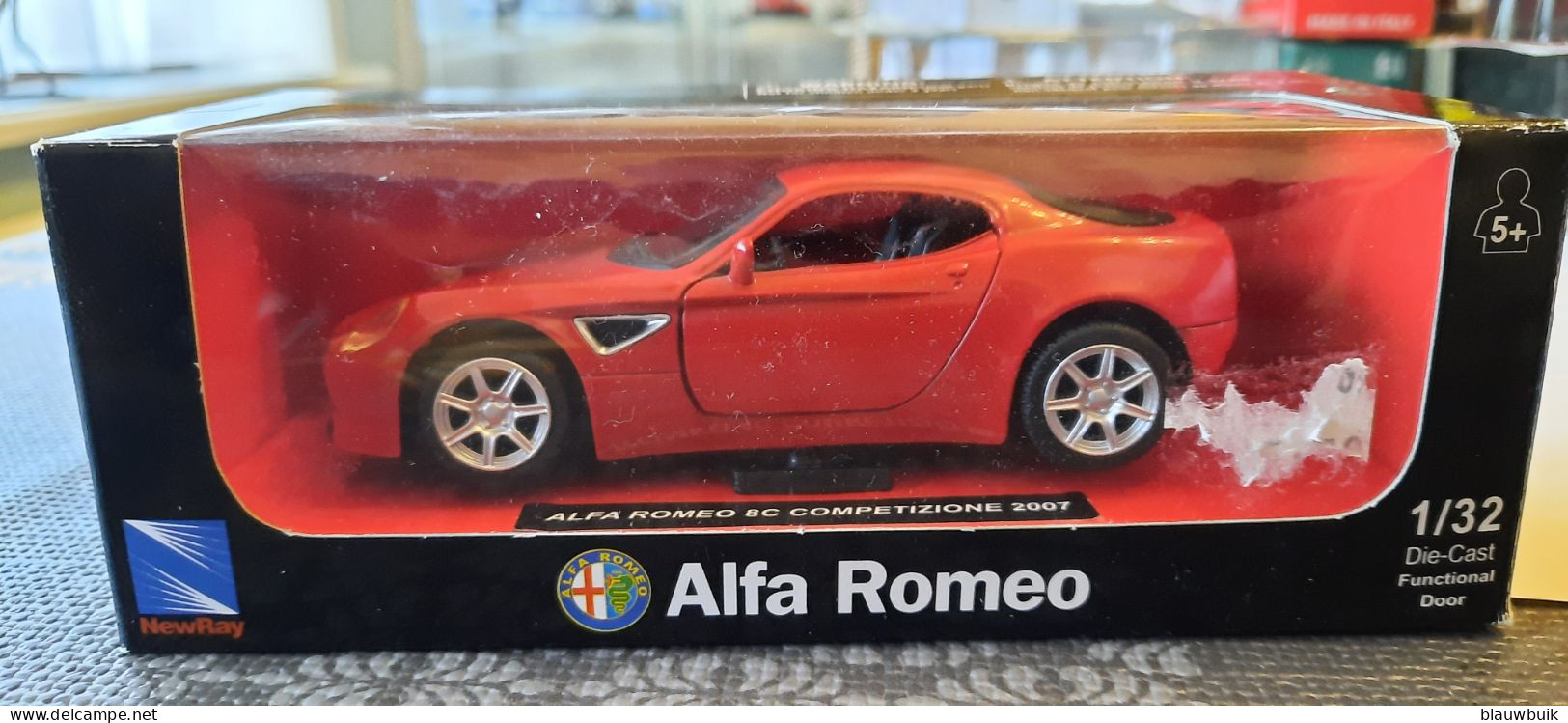 New Ray Alfa Romeo 8C COMPETIZIONE 2006 1/32