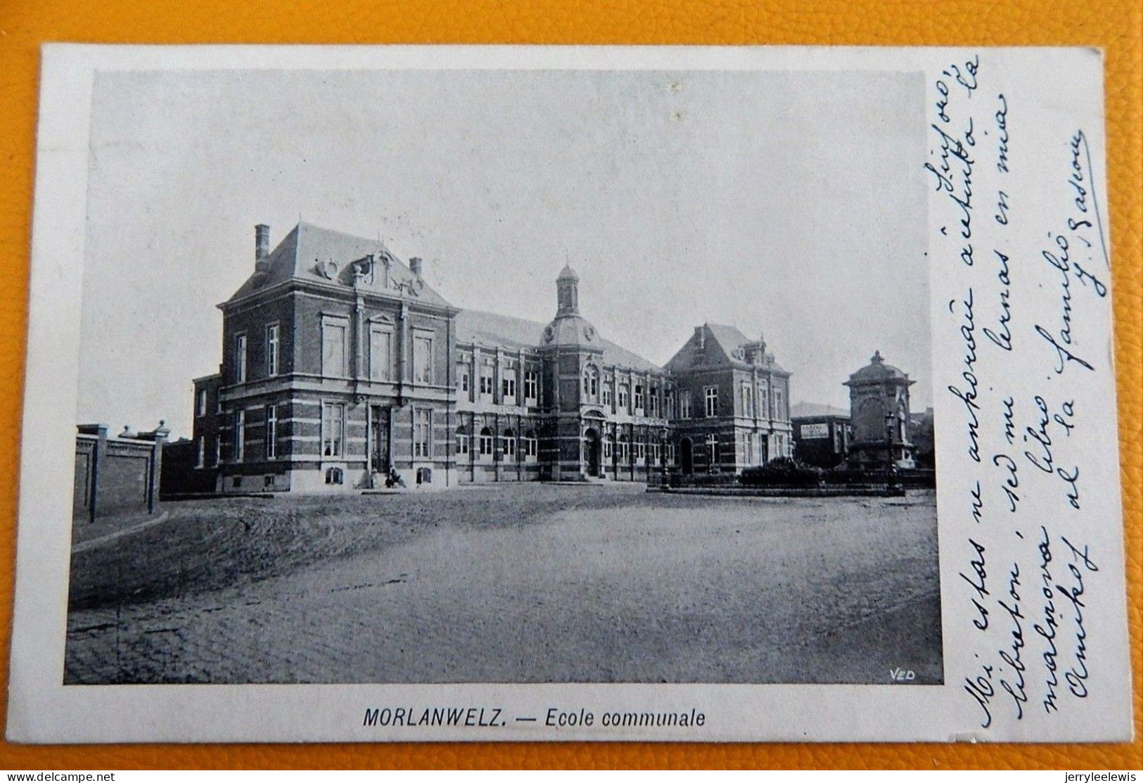 MORLANWELZ  -  Ecole Communale - Morlanwelz