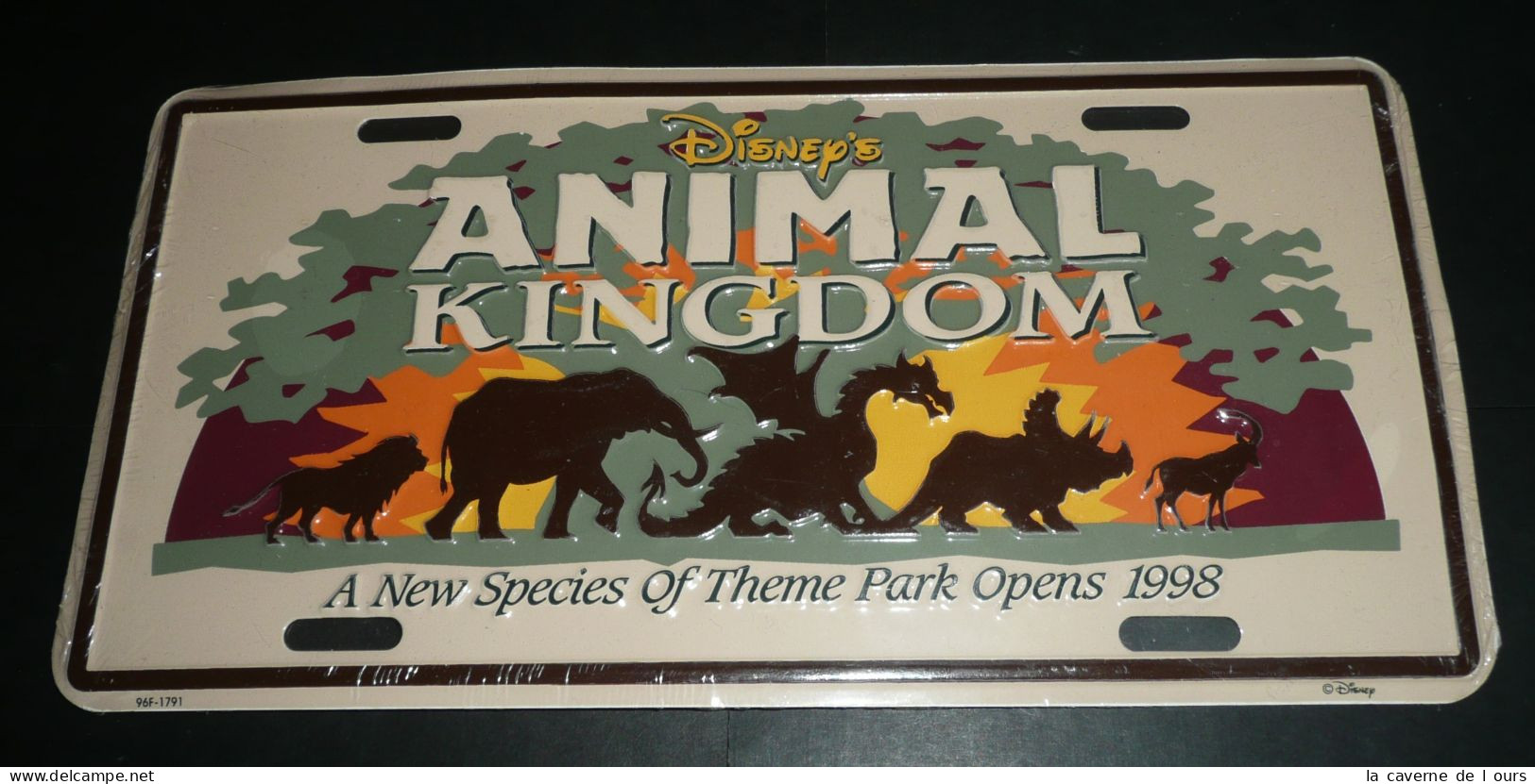 Rare Plaque Tôle Sérigraphiée Emboutie Animal Kingdom Disney World 1998 - Blechschilder (ab 1960)