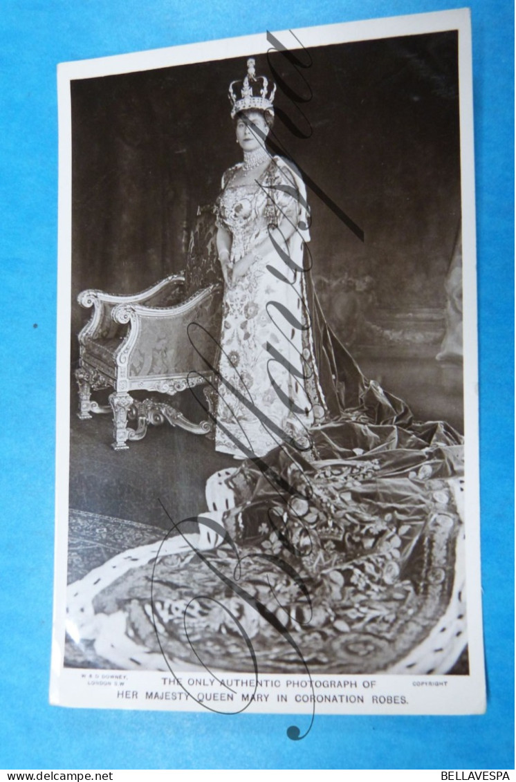 Royal  United Kingdom   The Majesty Queen And King Prince.. Lot X 9 Postcards Valentine's - Königshäuser