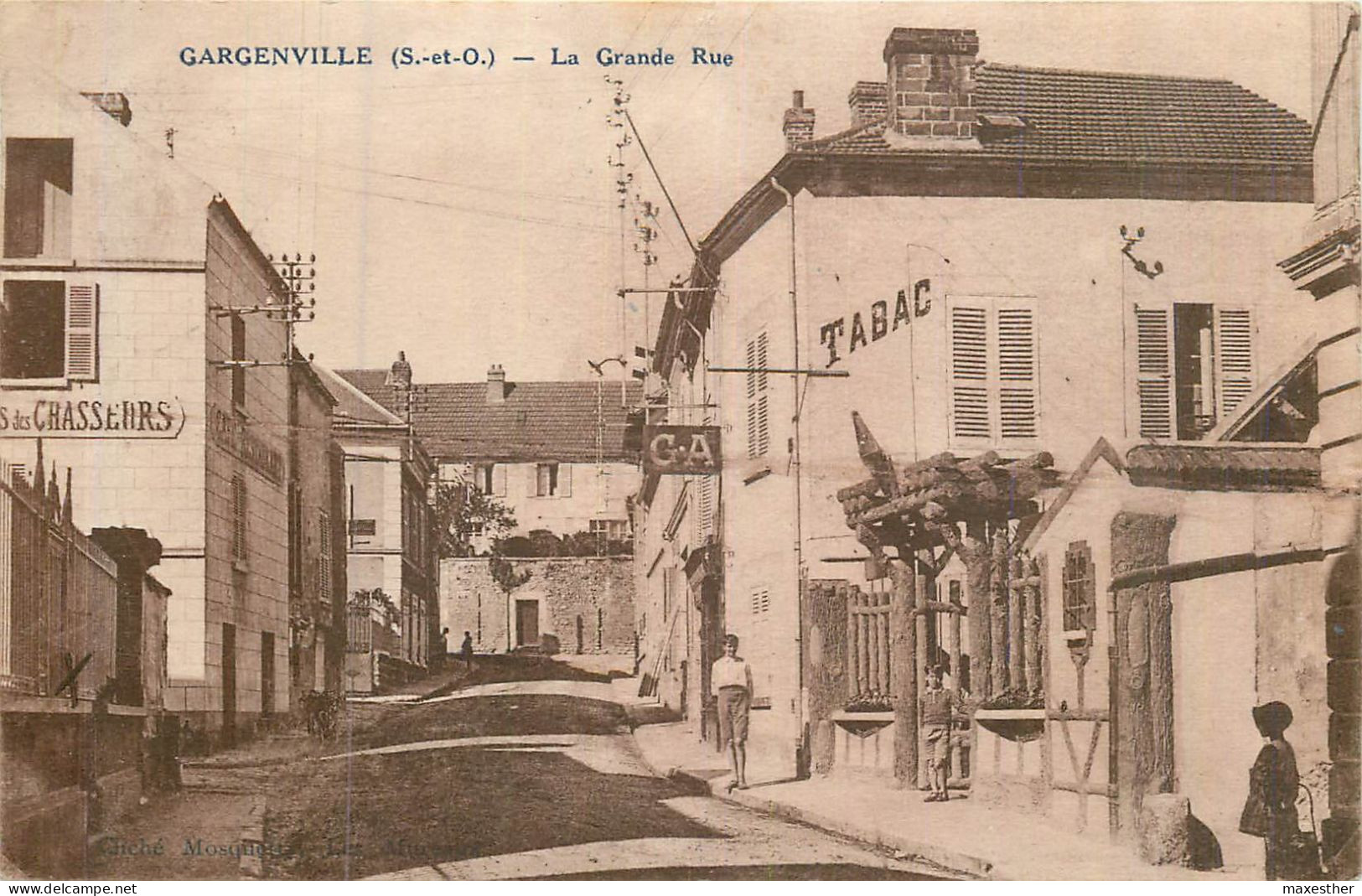 GARGENVILLE La Grande Rue - Gargenville
