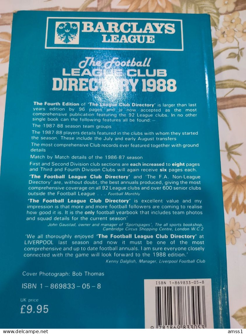 Livre The Football League Club Directory 1988