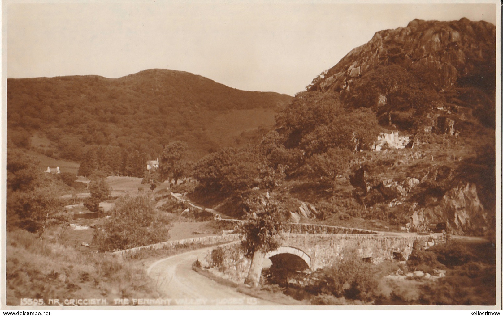 CRICCIETH - THE PENNANT VALLEY - Carmarthenshire