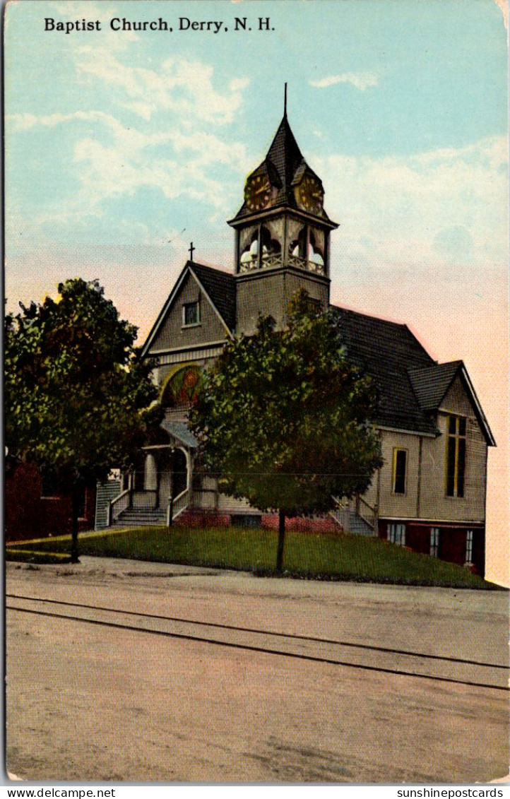 New Hampshire Derry Baptist Church Curteich - Derry Village