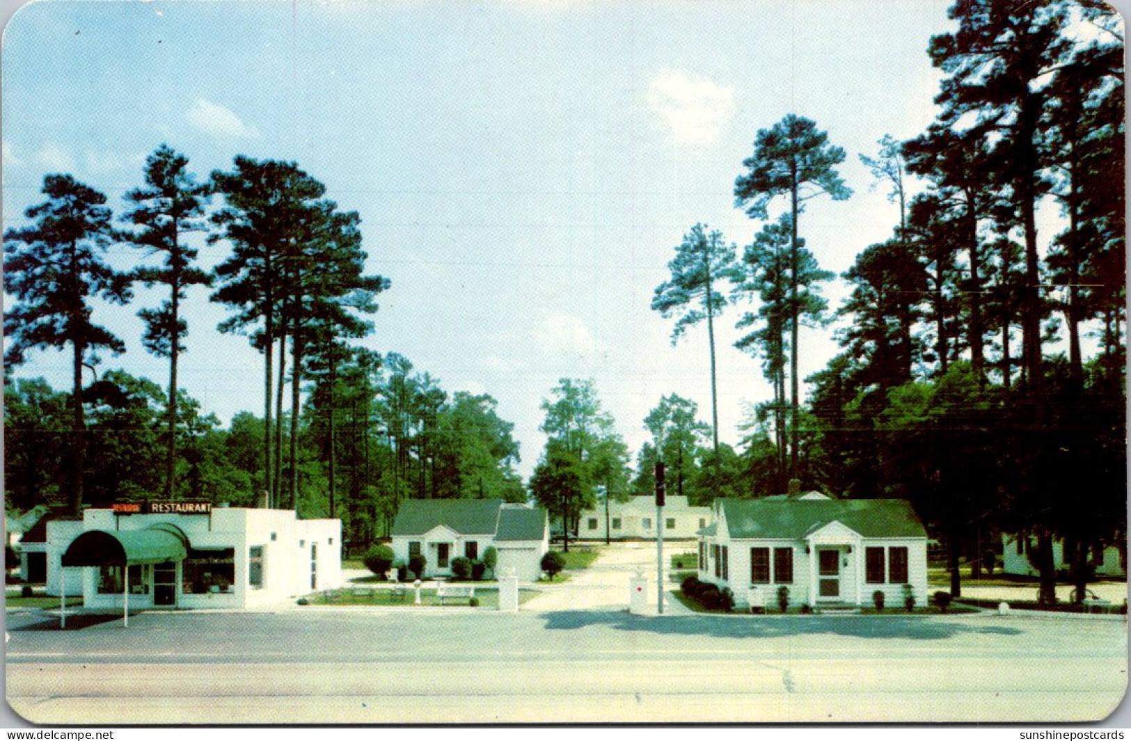 North Carolina Fayetteville Thompson's Cottage Court - Fayetteville