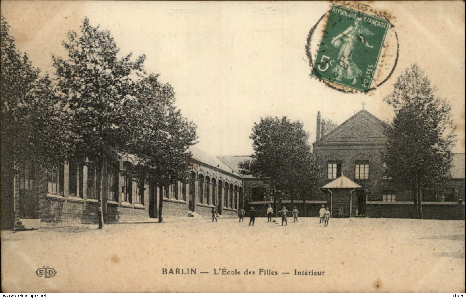 62 - BARLIN - L'Ecole Des Fllles - Barlin