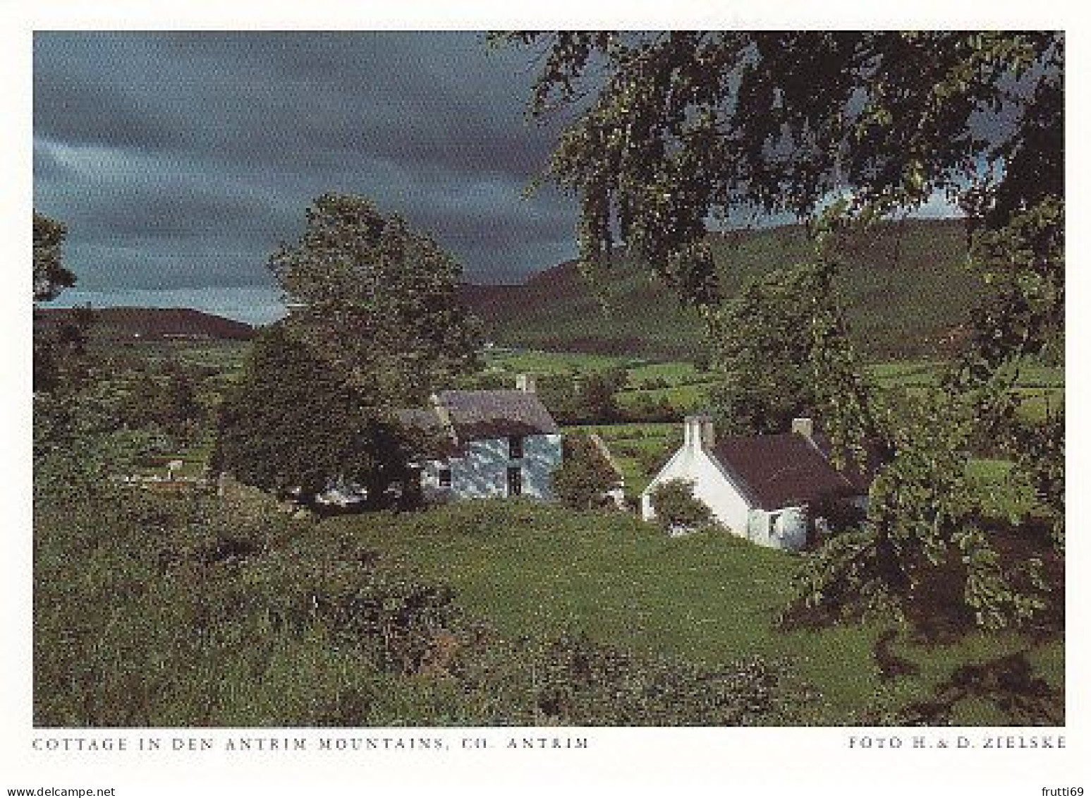 AK147973 NORTHERN IRELAND - Cottage In Den Antrim Mountains - Antrim