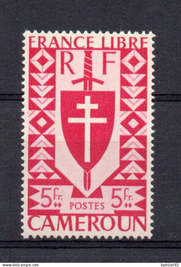 !!! CAMEROUN, N°260a CARMIN AU LIEU DE JAUNE NEUF ** SIGNE BLANC - Unused Stamps