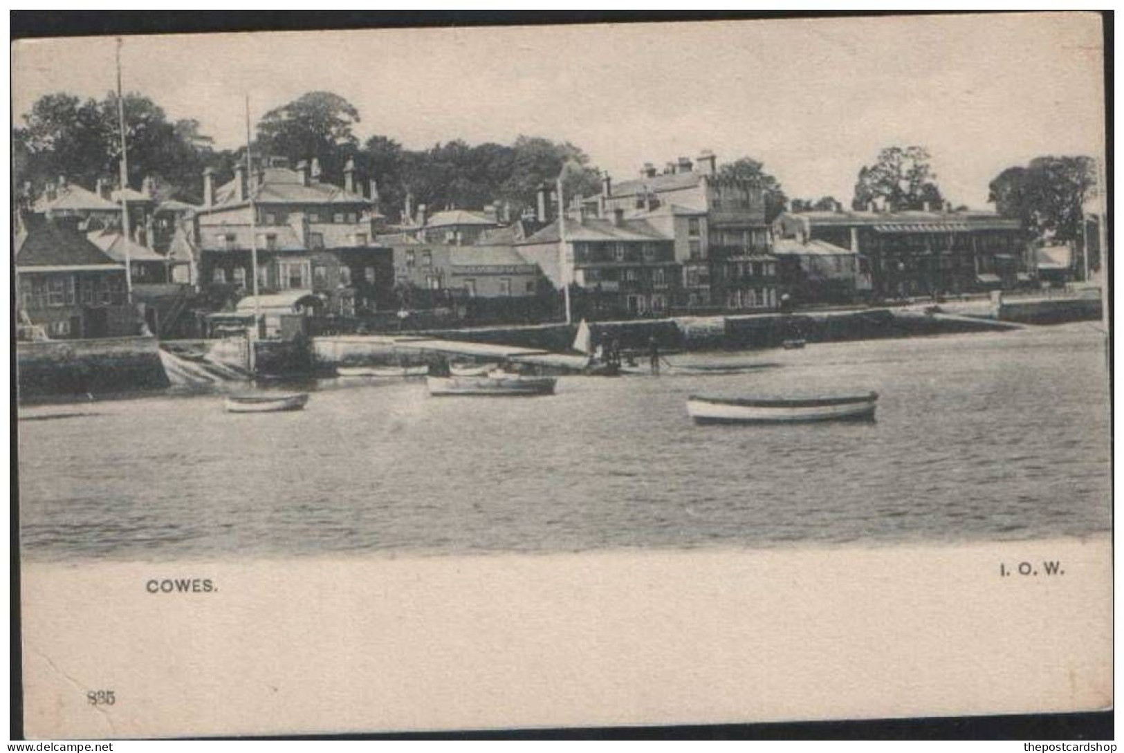 ISLE OF WIGHT COWES EARLYISH POSTCARD UNUSED - Cowes