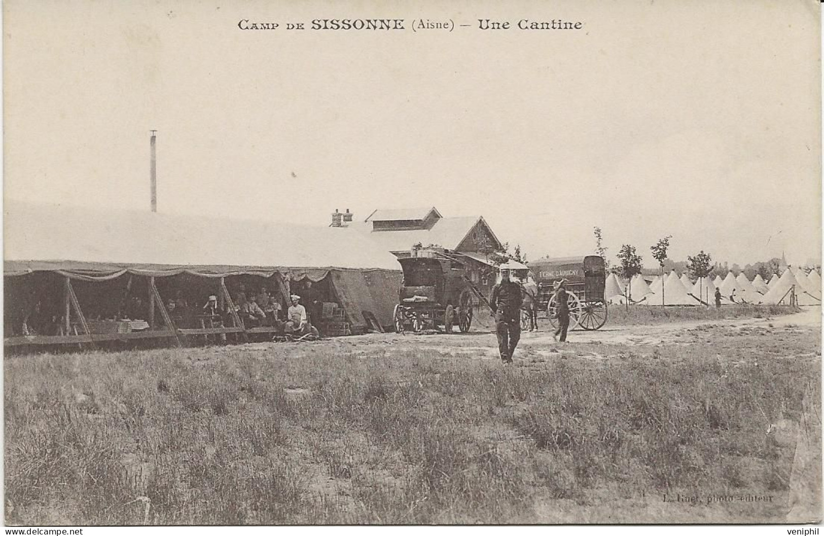 CAMP DE SISSONNE - AISNE -UNE CANTINE - Sissonne