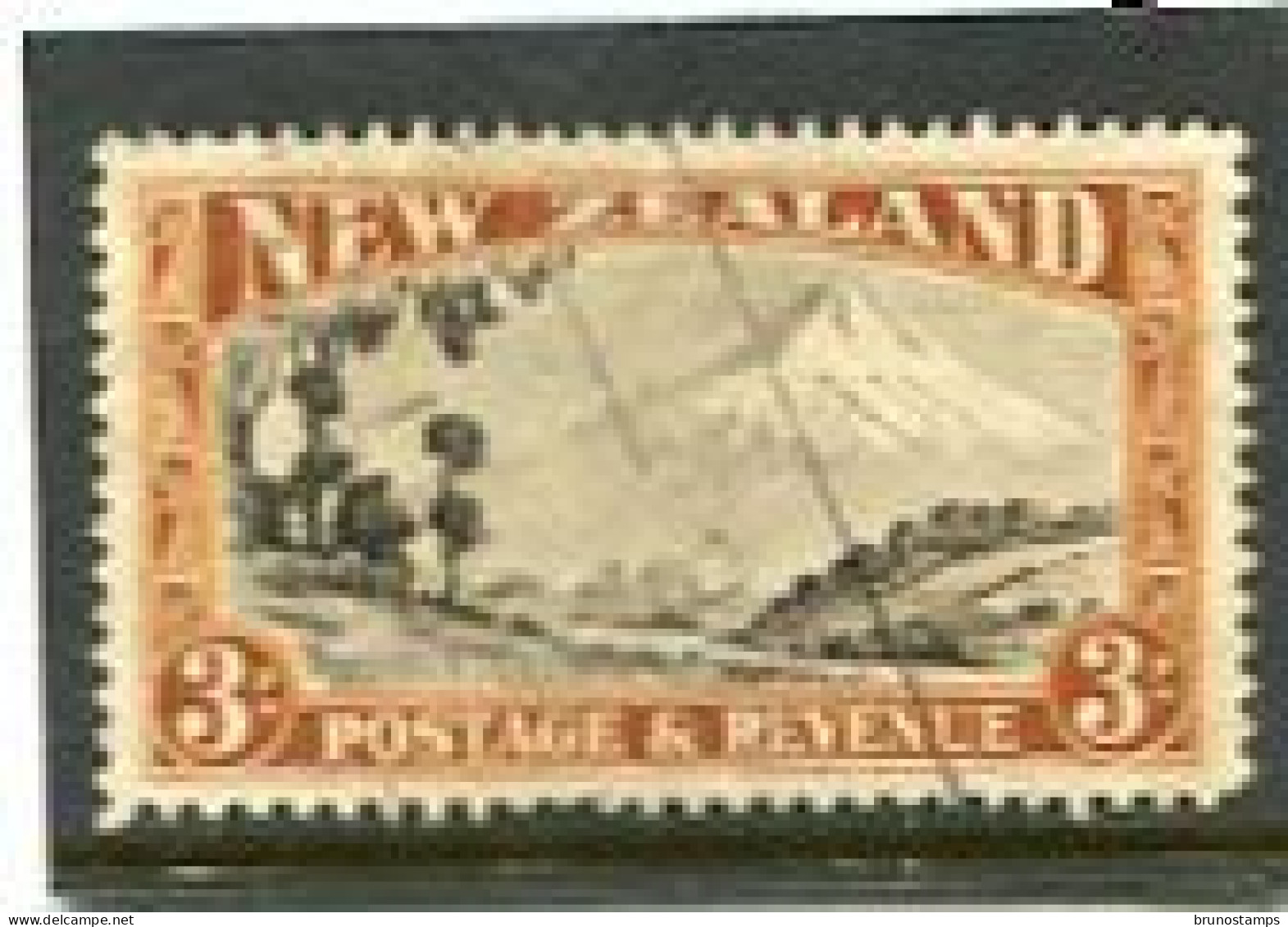 NEW ZEALAND - 1935  3s  DEFINITIVE  FINE USED  SG 569 - Used Stamps