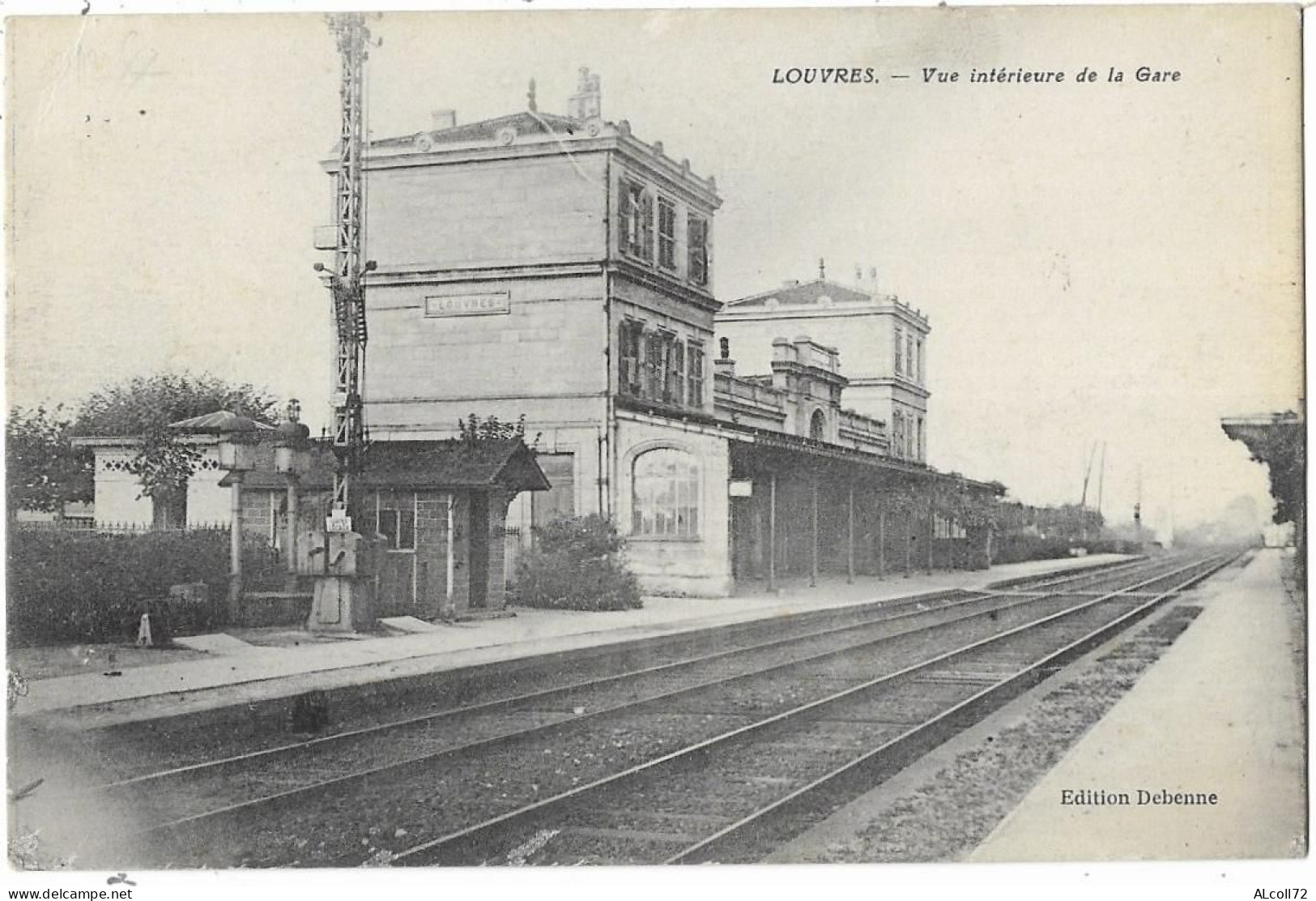 LOUVRES: Vue Intérieure De La Gare - édit Debenne - Louvres